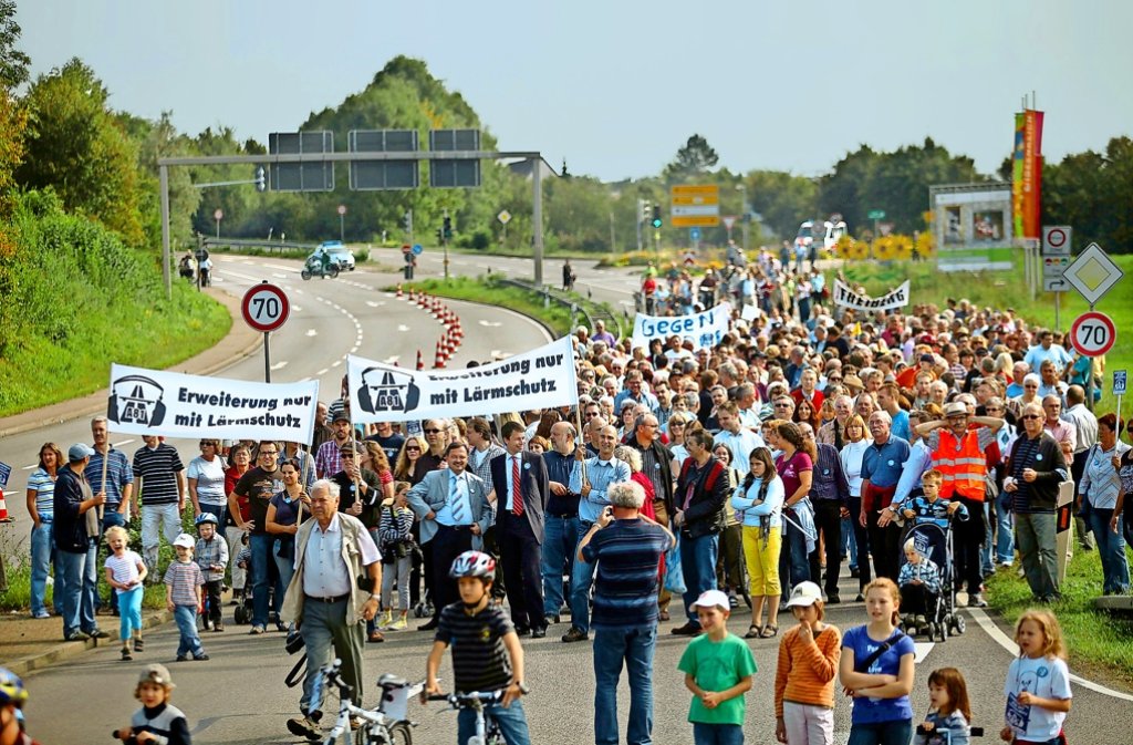 Bei einer Demonstration vor der Bundestagswahl 2009 wurde Lärmschutz beim A-81-Ausbau gefordert, nach sieben Jahren kommt Bewegung in die Debatte. Foto:  