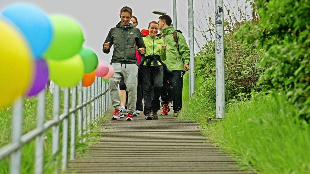 Stäffeleswalk in Bad Cannstatt: Start in die Laufsaison