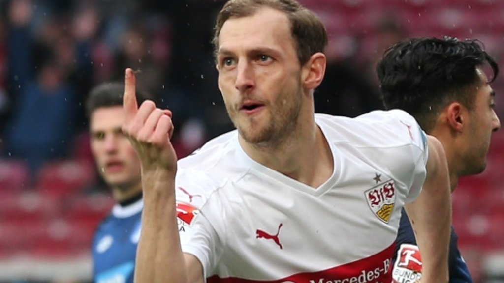  Der VfB-Verteidiger Georg Niedermeier gehört zu den eher rustikaleren Vertretern seiner Zunft und ist wenig zimperlich im Umgang mit seinen Gegenspielern. Nun hat er sich via Facebook an die Öffentlichkeit gewandt und an den Fairplay-Gedanken im Fußball appelliert. 