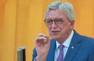Volker Bouffier erklärt seinen sofortigen Rücktritt