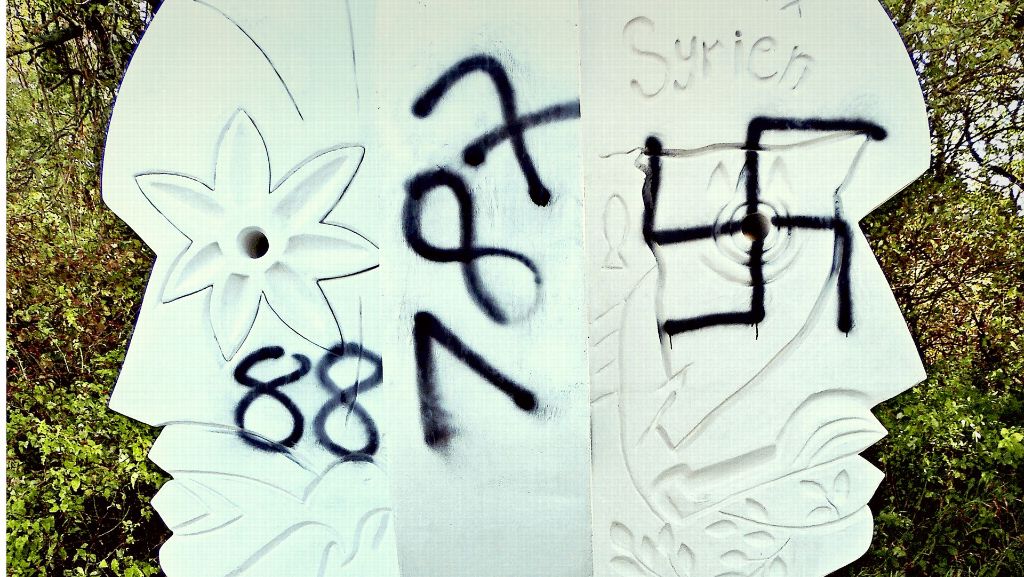 Nazisymbole in Korb: Schon wieder Vandalismus an Skulpturenpfad