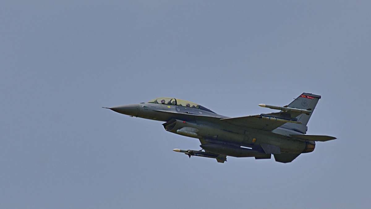 Bestände von  Dänemark und Niederlanden: USA will Weitergabe von F-16-Kampfjets an Ukraine schnell erlauben