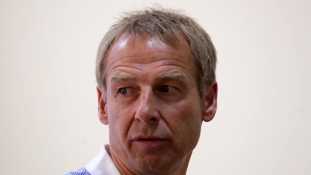 Besuch beim VfB Stuttgart: Wie sieht Klinsmann die Situation beim VfB?