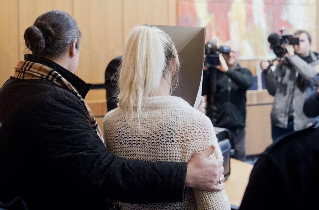 Die Frau, die jetzt aus dem Gefängnis türmte, im Januar beim Gerichtsprozess. Foto: dpa
