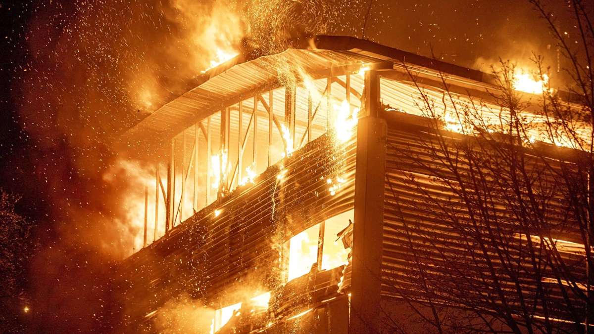 Brand bei Alba in Waiblingen: So lief der Großeinsatz ab