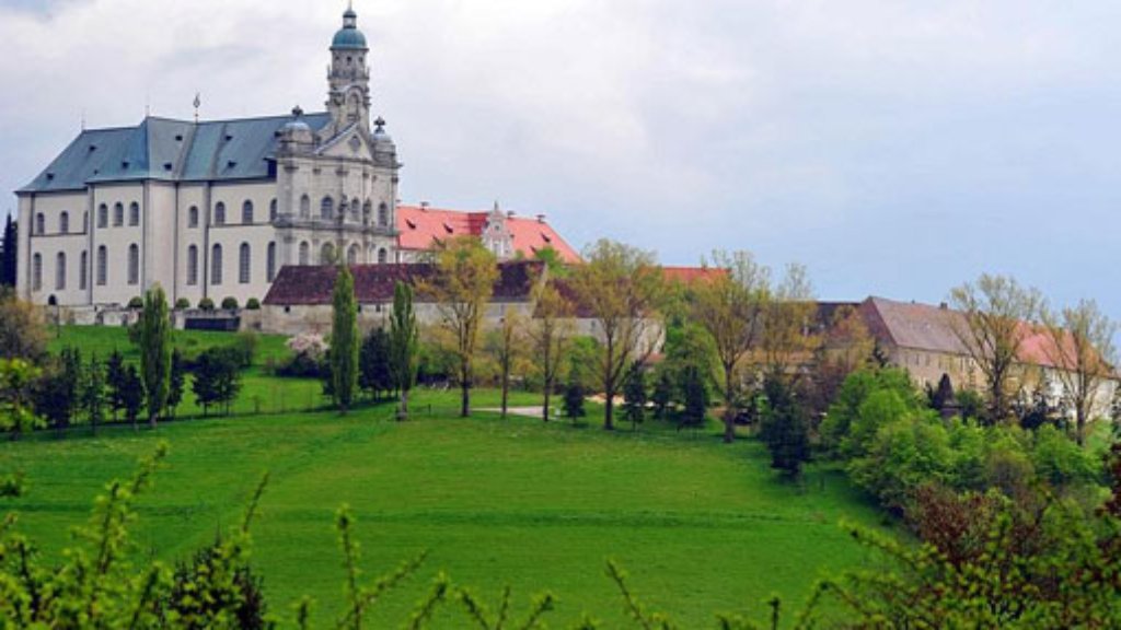 Krimi im Kloster Neresheim: Geldwäsche-Verdacht hinter Klostermauern