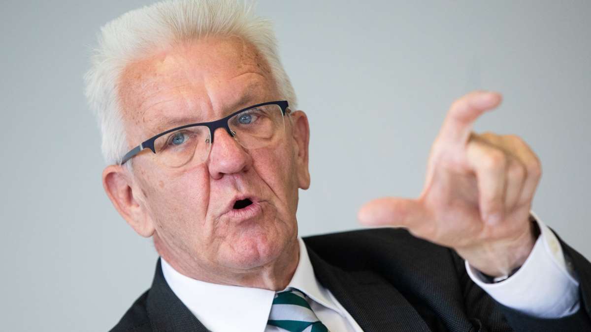 Winfried Kretschmann ohne Mundschutz in Berlin: Ministerpräsident entschuldigt sich im neuen Youtube-Video