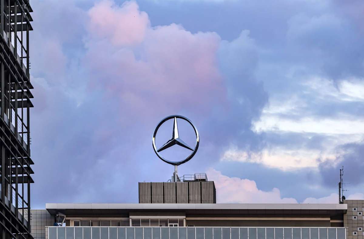 Die Verbraucherzentrale hat im Juli bereits die Klage gegen Daimler eingereicht (Symbolfoto). Foto: imago images/Arnulf Hettrich/Arnulf Hettrich via www.imago-images.de