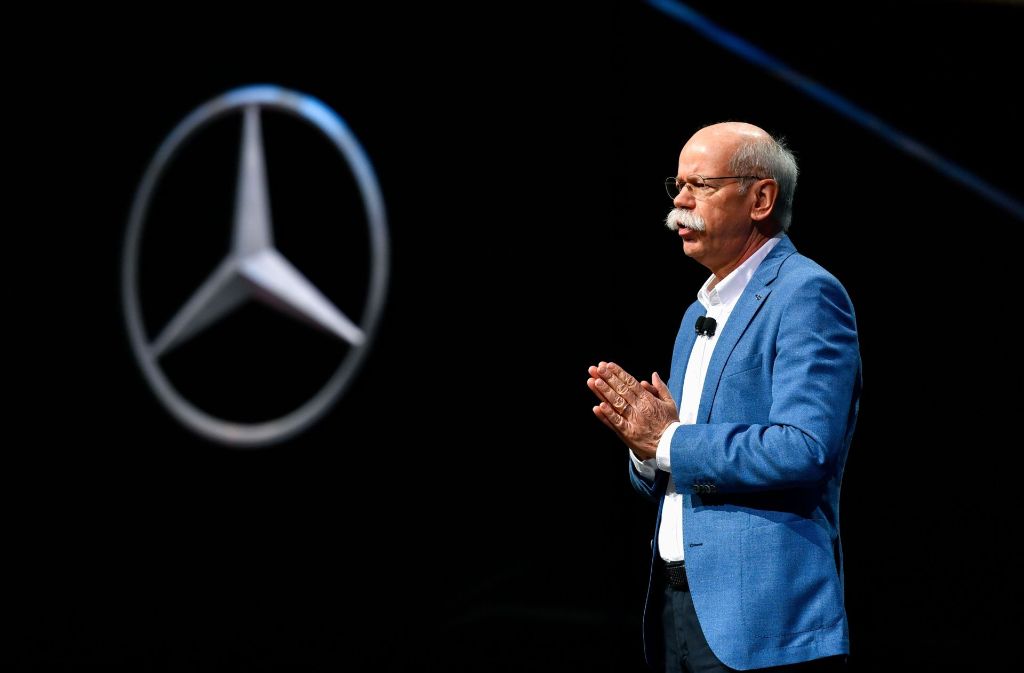 Daimler-Chef Dieter Zetsche macht sich trotz der wachsenden Nachfrage nach Carsharing keine Sorgen um den Autoabsatz. Foto: AFP