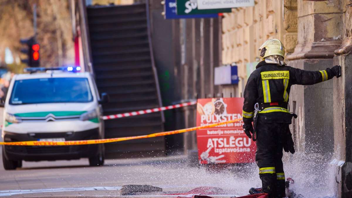  In Lettlands Hauptstadt Riga brennt ein Hostel. Acht Menschen kommen ums Leben, es gibt viele Verletzte. Die Hintergründe sind noch unklar. 