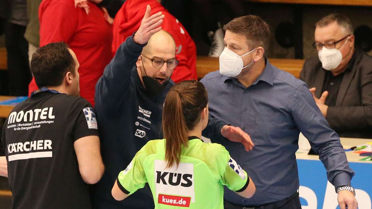  Der TVB Stuttgart fühlt sich bei der 32:34-Derby-Niederlage bei Frisch Auf Göppingen am Ende benachteiligt. Für den frustrierten Trainer Roi Sanchez ist dies kein Einzelfall in dieser Saison. 