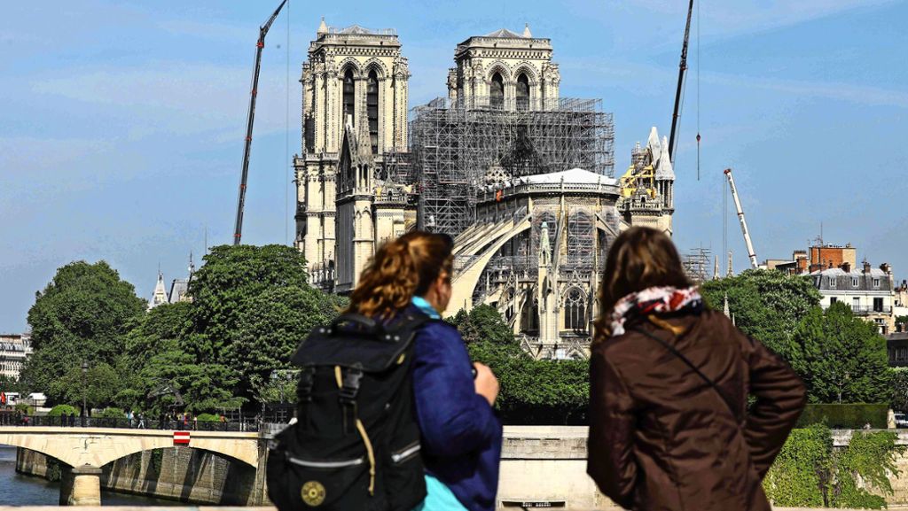 Diskussion über Wiederaufbau hält an: Notre-Dame erwacht langsam wieder zum Leben