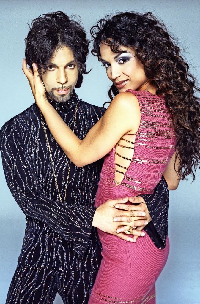 Den Popstar Prince und seine erste Ehefrau Mayte Garcia porträtierte André Rau Ende der 90er für die spanische Vogue.  Foto: Rau