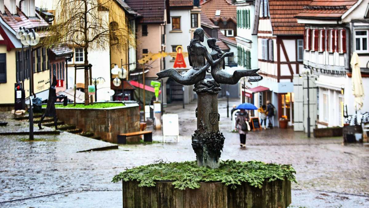 Kunsttouren durch Plochingen: Neckar und Fils als Brunnenfiguren
