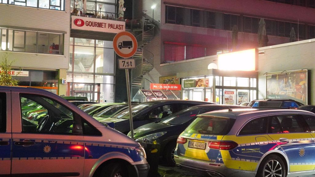 Nach Schüssen in Stuttgart: Täter sollen auf geöffnete Shisha-Bar gefeuert haben