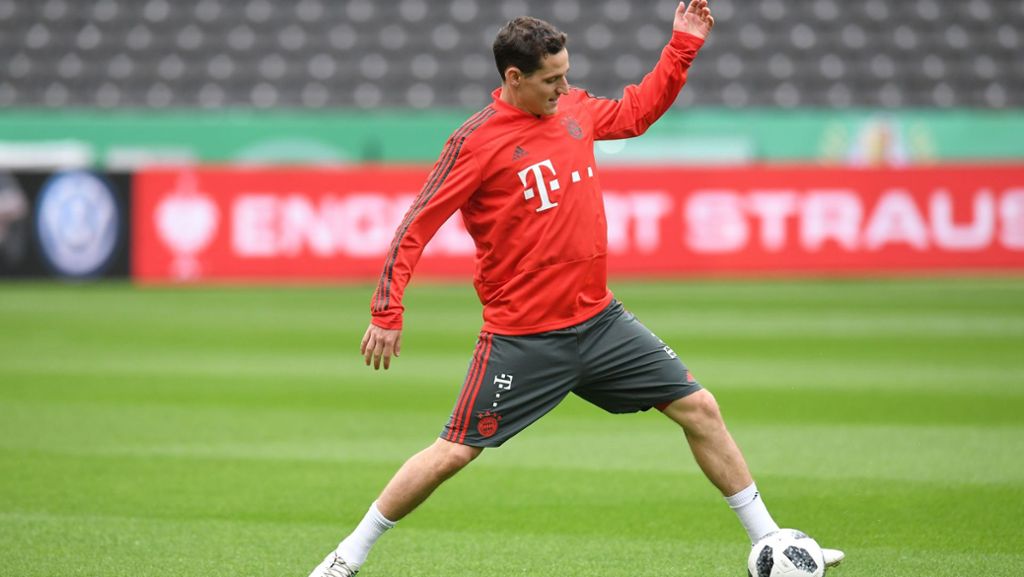  Immer lauter wird über einen möglichen Wechsel von Sebastian Rudy vom FC Bayern zum VfB Stuttgart spekuliert. Der 28-Jährige will sich daran nicht beteiligen – doch weiß auch er noch nicht, ob der neue Bayern-Trainer Niko Kovac mit ihm plant. 