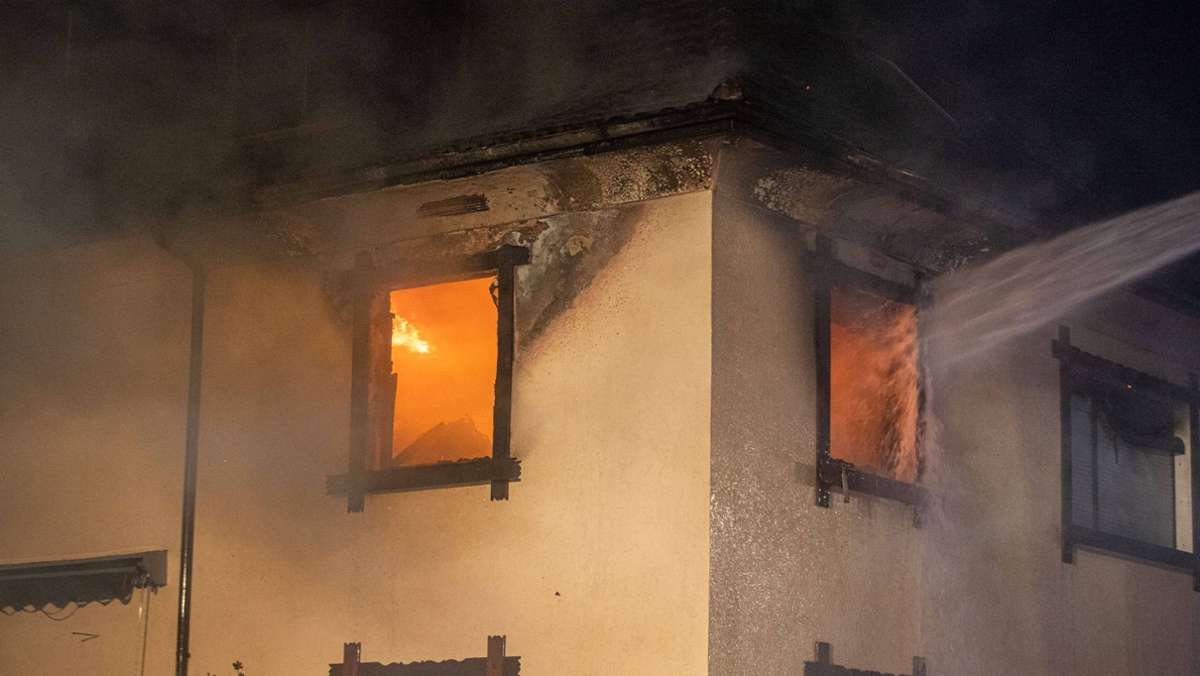 Tödlicher Brand in Winnenden: Frau kommt bei Feuer in Wohnhaus ums Leben