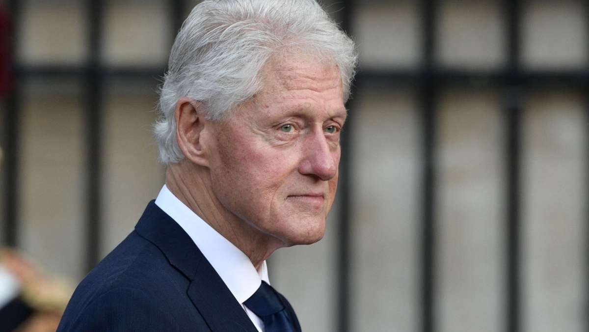  Sorge um Bill Clinton: Der Ex-Präsident wurde bereits am Dienstag in ein Krankenhaus eingeliefert. 