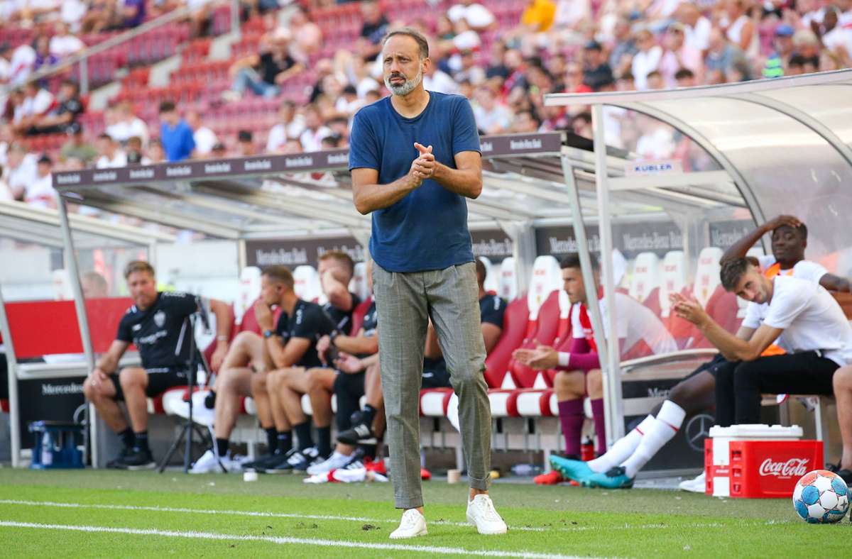 Wen wird VfB-Trainer Pellegrino Matarazzo gegen RB Leipzig auf das Feld schicken? Foto: Baumann