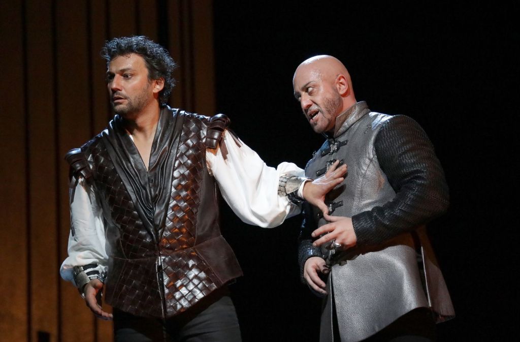 Jonas Kaufmann (Otello) und Marco Vratogna (Iago) v.li.