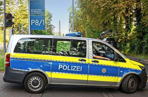 In einem Parkhaus in Bad Cannstatt stellt der Täter den Wagen ab, in dem der Leichnam seiner Frau ist. Foto: 7 aktuell/Simon Adomat