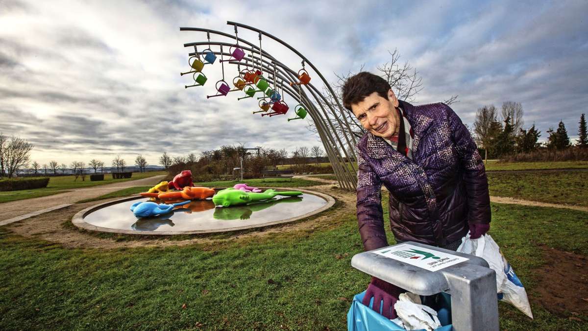 Pia Balle räumt Müll in Ostfildern weg: Mit 89 noch für die Allgemeinheit auf Achse