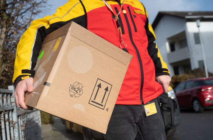 DHL erhöht  Preise für Pakete und Päckchen