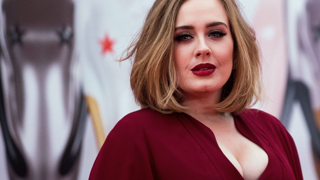  Zu ihrem 31. Geburtstag hat sich die Adele mit einer persönlicher Nachricht an ihre Fans gewandt. 