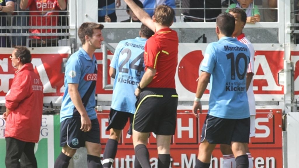 Stuttgarter Kickers befürchten Ausschreitungen: Schiedsrichter als rotes Tuch