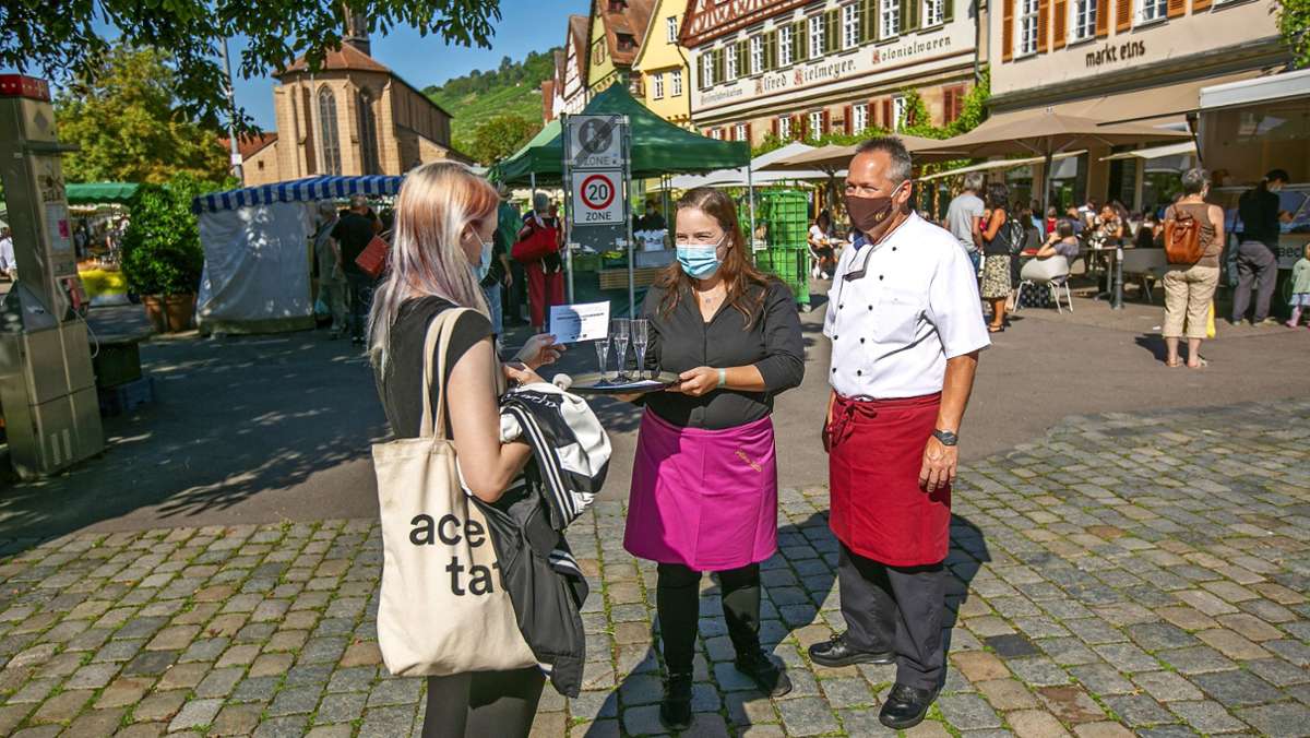 Gastronomie in Esslingen: Kellnersuche auf der Straße