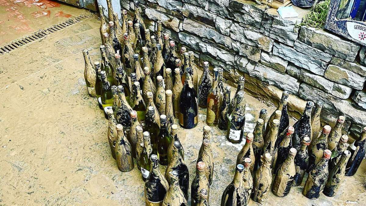 Fellbach trinkt fürs Ahrtal: Boom mit Schlamm-Wein