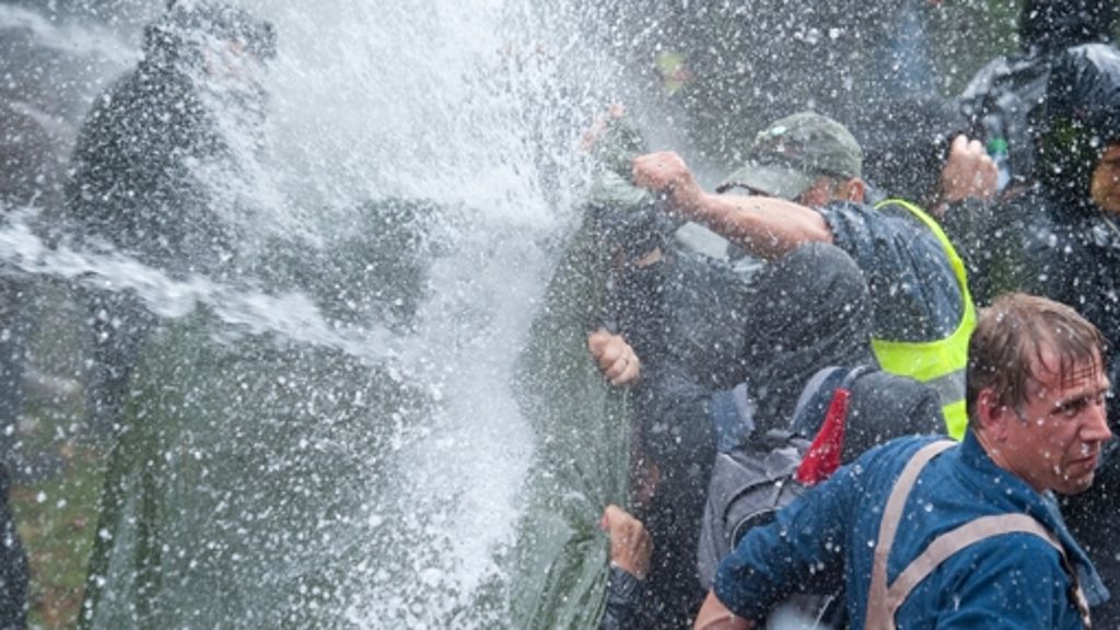 Wasserwerferprozess in Stuttgart: Häußler: Polizeieinsatz war ein  totales Chaos