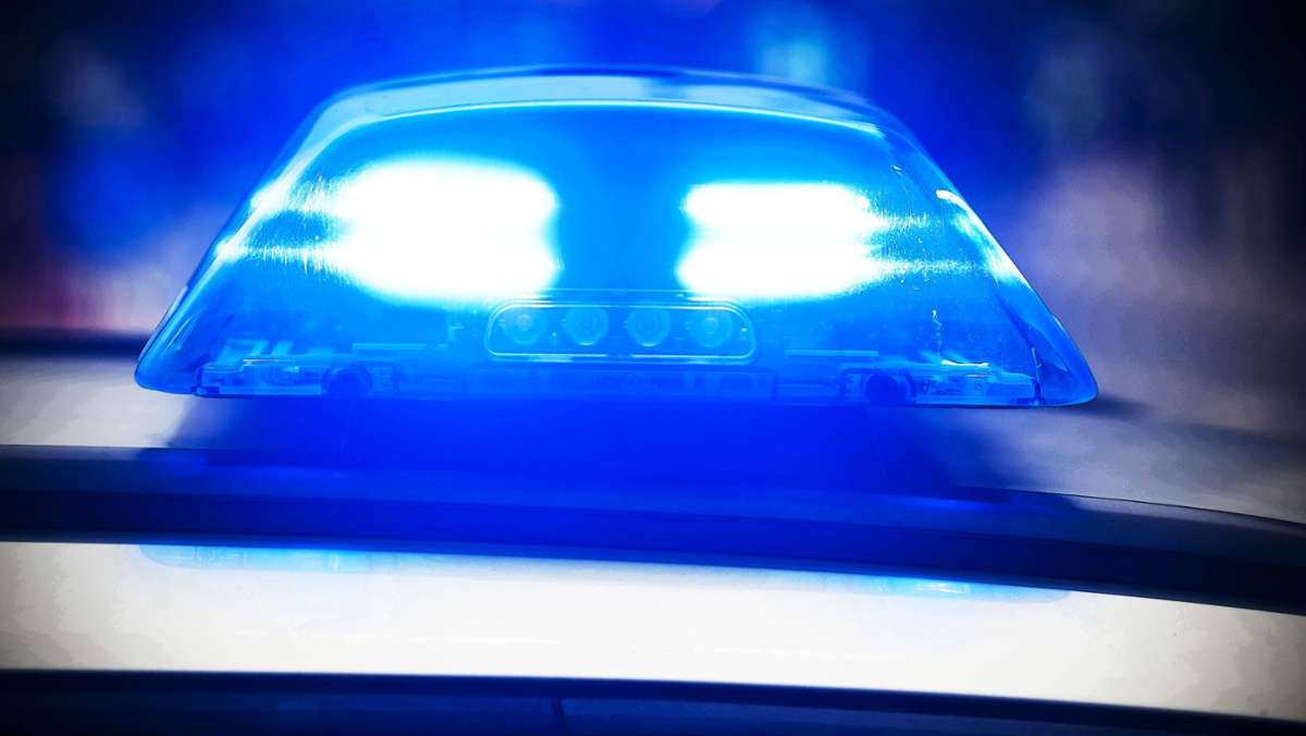 Drogenkontrolle in Stuttgart-West: 18-Jähriger attackiert Polizisten mit Faustschlägen