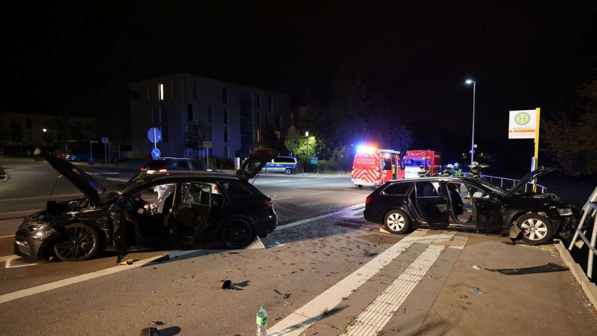 Bei Neuhausen: Fünf Verletzte nach Unfall wegen missachteter Vorfahrt