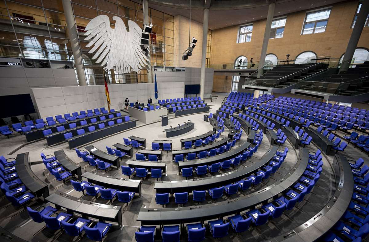 Die Elterngeldreform ist im Bundestag am Freitag beschlossen worden. Foto: dpa/Fabian Sommer