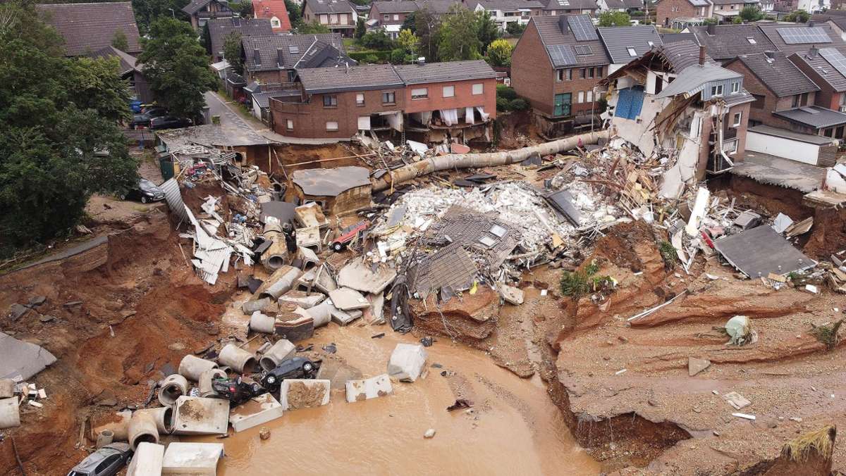 Unwetterkatastrophe in Deutschland: Kritik an Bevölkerungsschutz nimmt zu