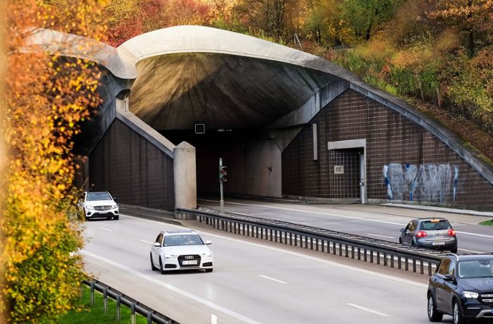 Polizei sperrt Fahrspur im Kappelbergtunnel