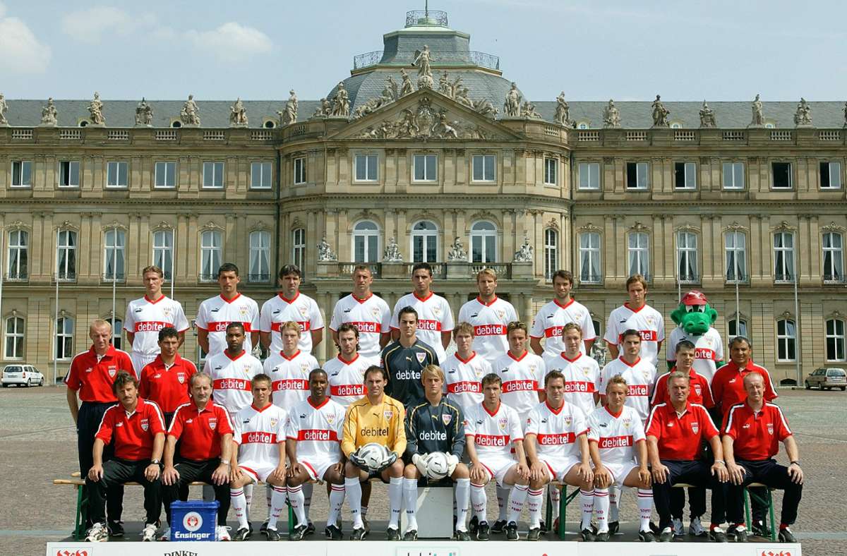 Fototermin vor dem Schloss – so ging’s in die Saison 2003/2004.