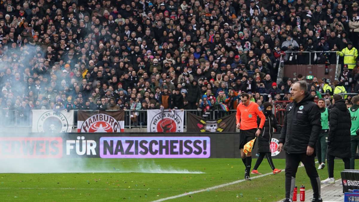 FC St. Pauli gegen SpVgg Greuther Fürth: Böllerwurf bei Spitzenspiel – Verdächtiger gefasst