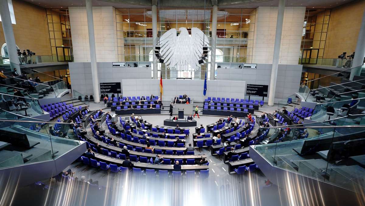 Panne im Parlament: Lichtausfall im Bundestag – Sitzung unterbrochen