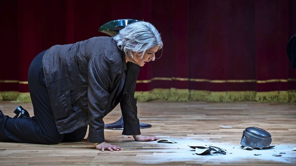 Stuttgarter Schauspielhaus: Premiere für Theresia Walsers „Ich bin wie ihr, ich liebe Äpfel“