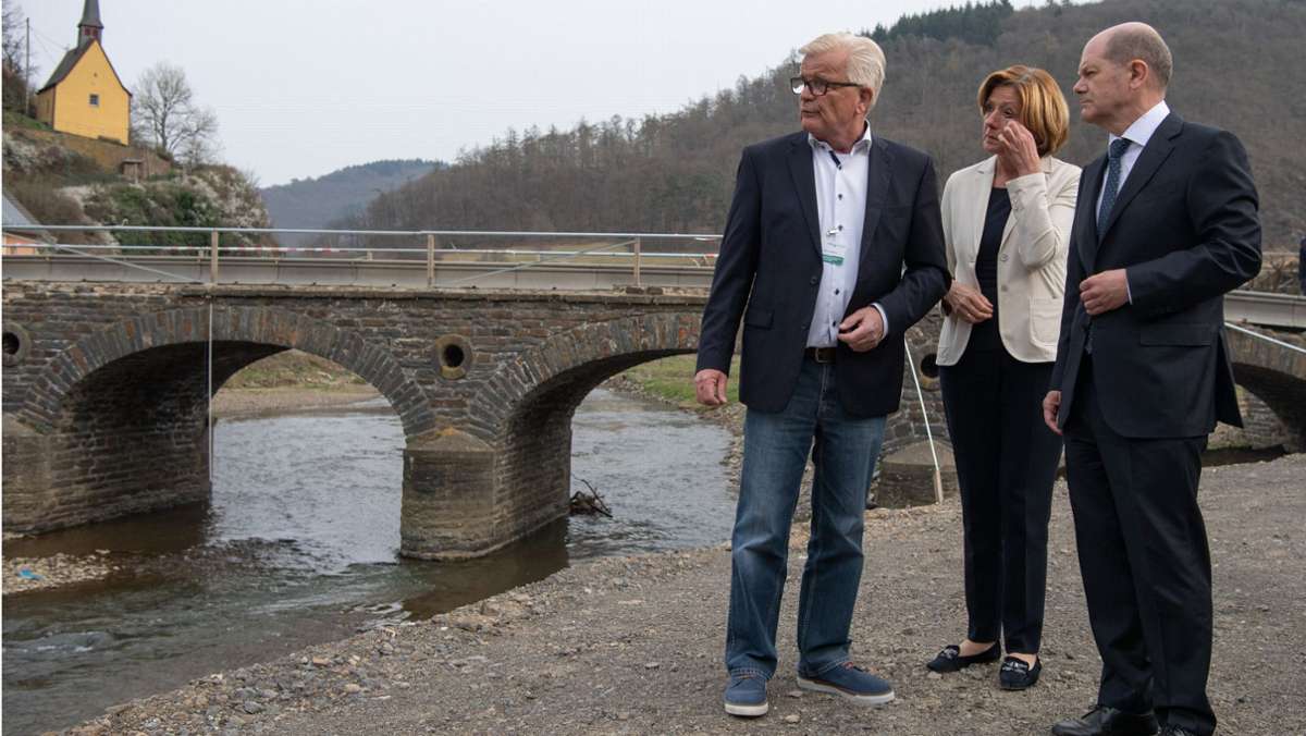 Neun Monate nach der Flut: Bundeskanzler  Scholz besucht das Ahrtal