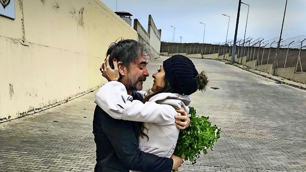 Deniz Yücel aus Haft entlassen: Der Heimreise steht nichts im Weg