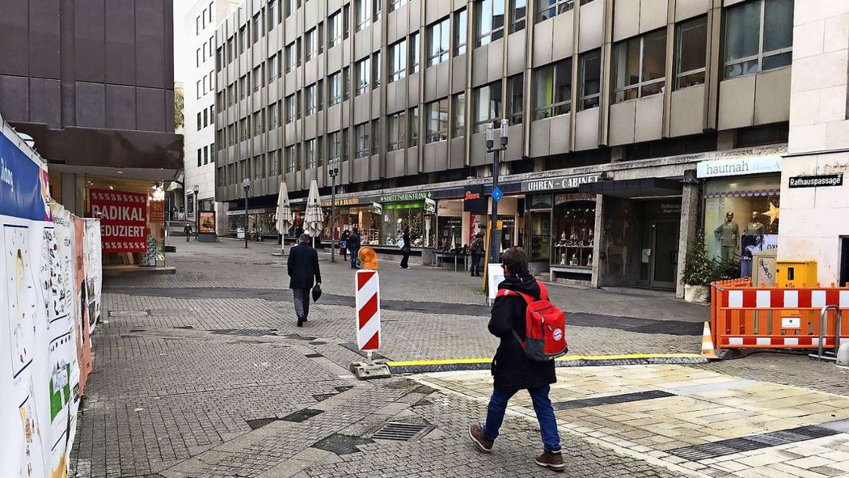 Stuttgarter Händler  in Not: Am Marktplatz umzingelt von Baustellen