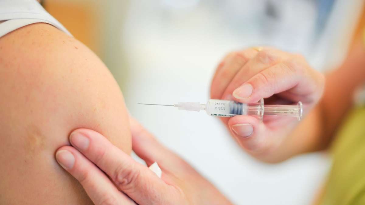 Corona-Schutzimpfung in Baden-Württemberg: Verband appelliert: „Nicht mehr bei Ärzten nach Impfterminen fragen“