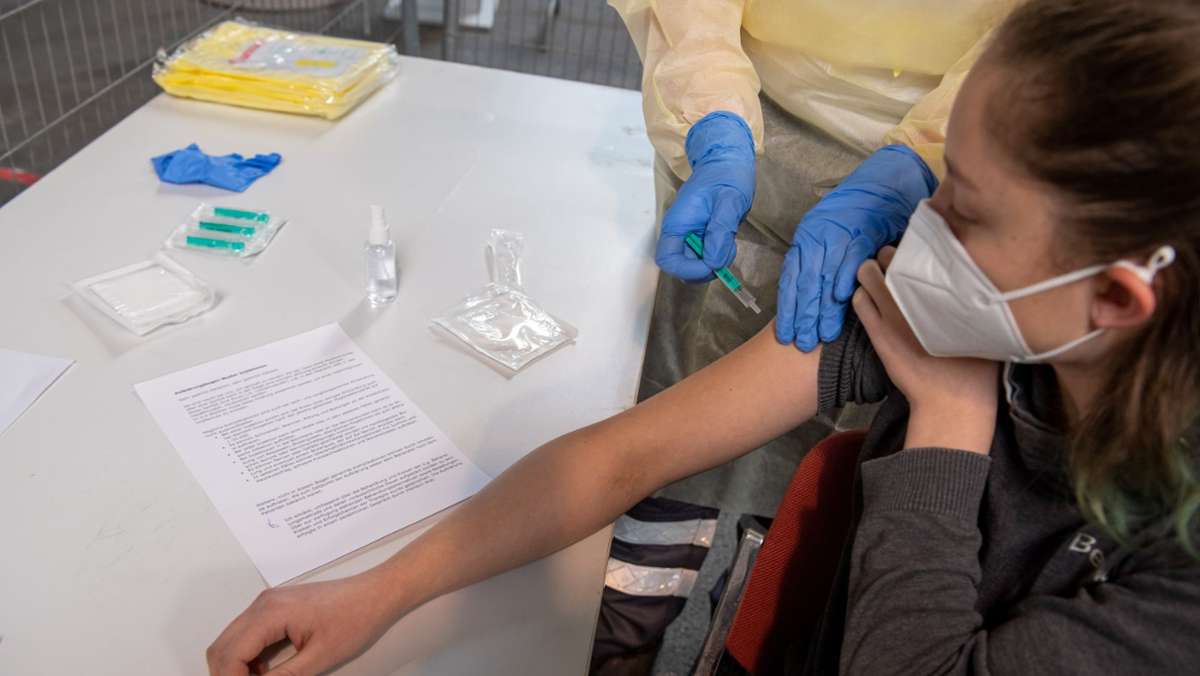 Impfzentren in Baden-Württemberg: 1200 Ärzte melden sich freiwillig