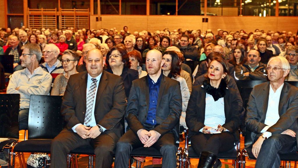 Vorstellungsrunde in Wimsheim: Kandidaten sind echte Publikumsmagneten