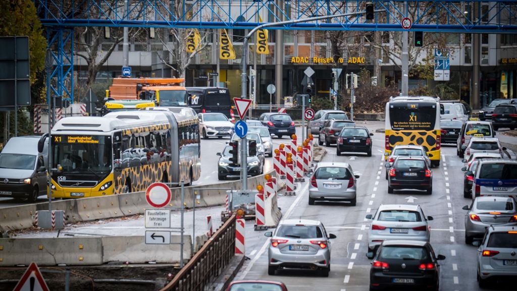 Luftreinhaltung in Stuttgart: Kabinett einigt sich auf Busspur am Neckartor