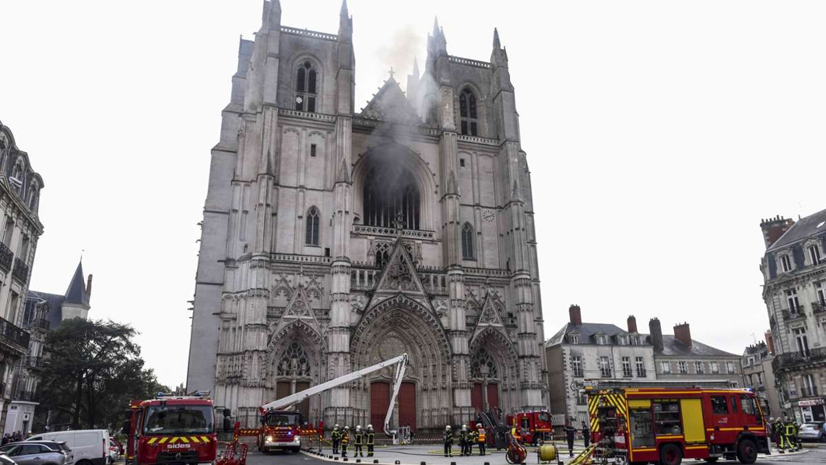 Verdacht auf Brandstiftung: Orgel bei Großbrand in der Kathedrale von Nantes zerstört