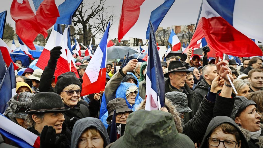 Großdemonstration für François Fillon: Pariser Aufbruch ins Ungewisse
